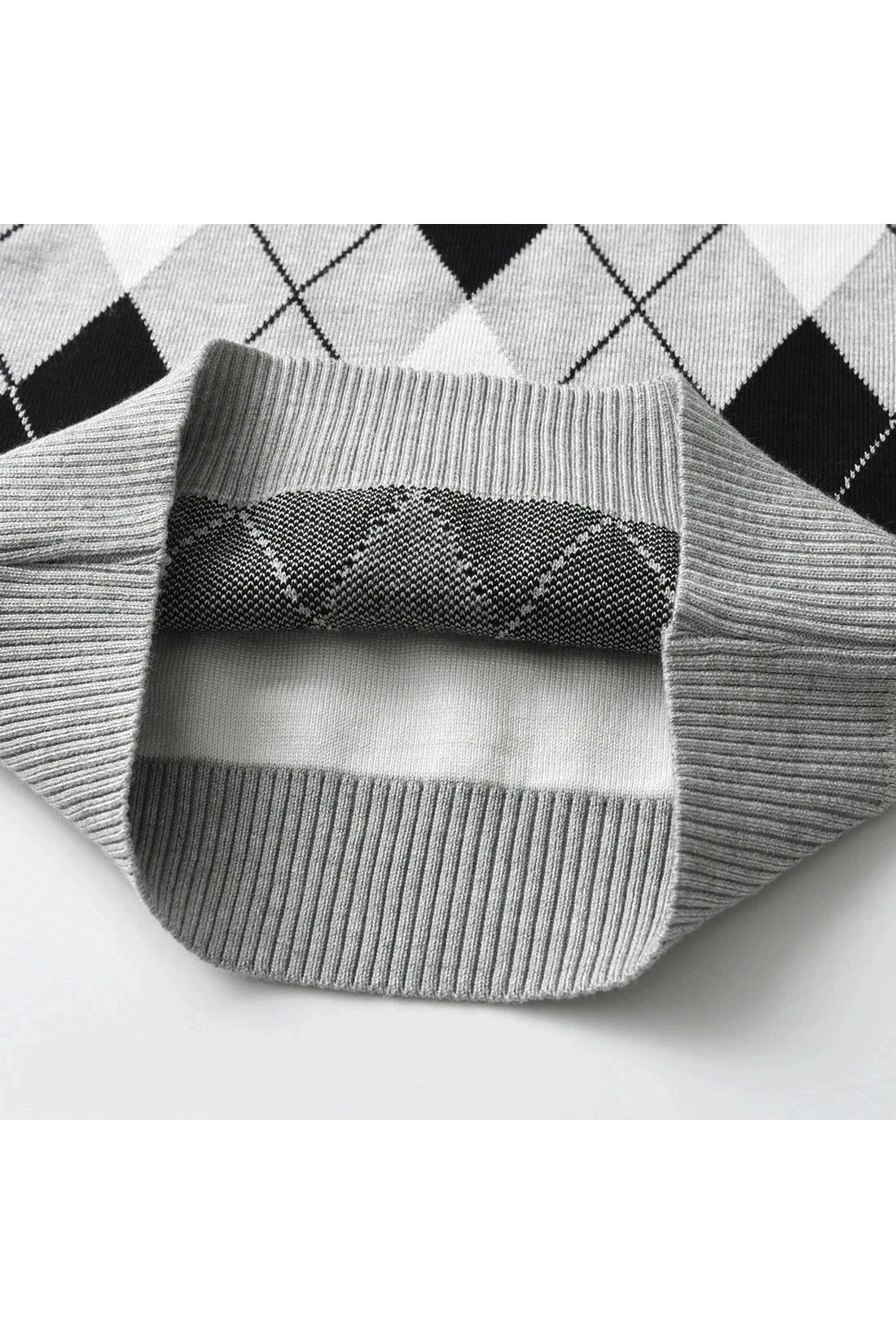 Giggles And Grab "Autumn/Winter Boy's Warm Plaid Knit Sweater - Long Sleeve College Style" "Autumn/Winter Boy's Warm Plaid Knit Sweater - Long Sleeve College Style"