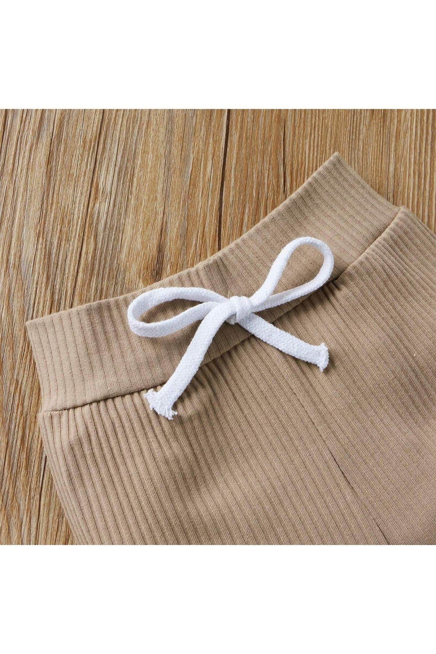 Summer Newborn Baby Boy & Girl Clothes Set – Ribbed Cotton 2-Piece Unisex Outfit with Button Top & Shorts - Giggles And Grab