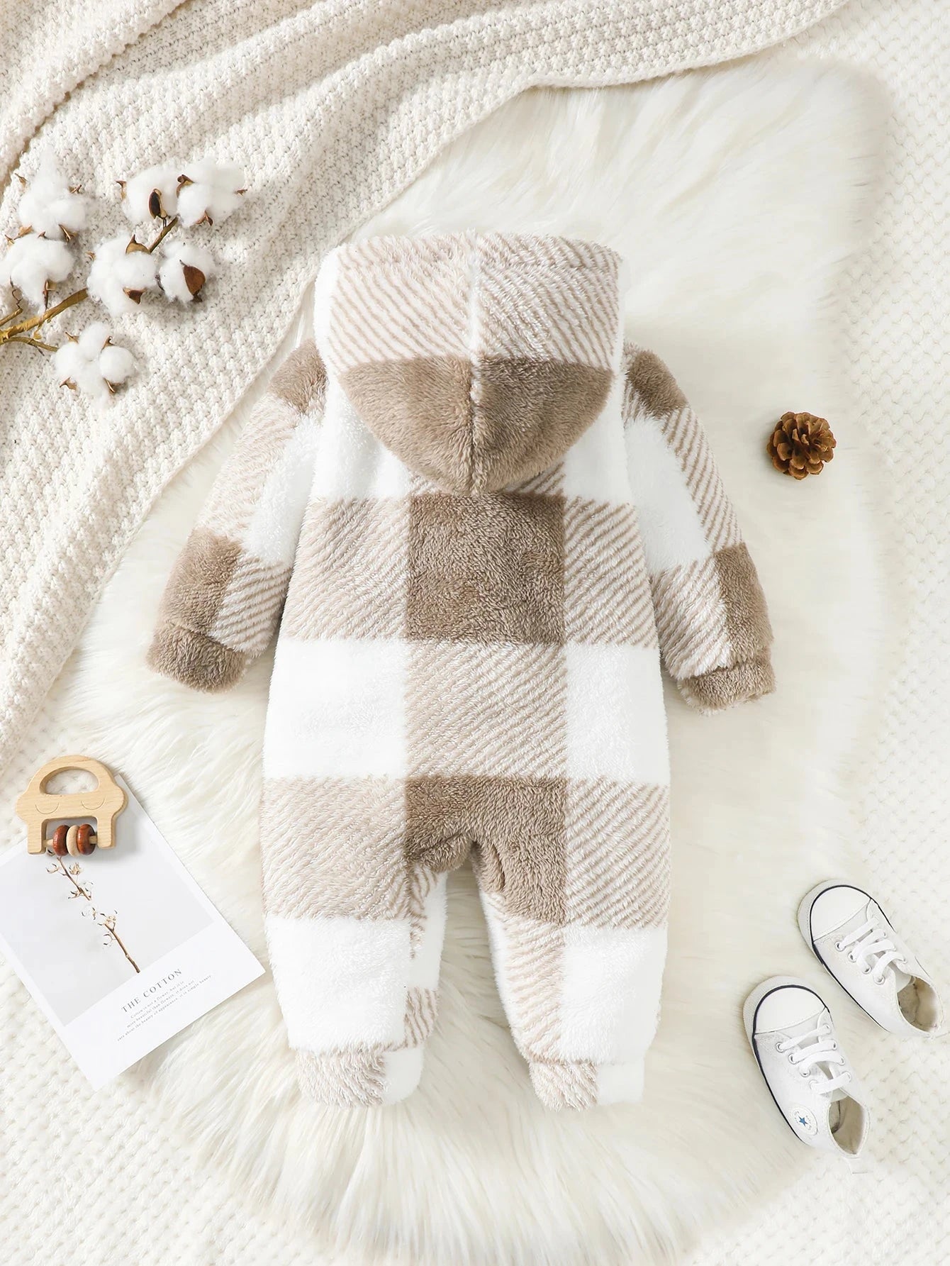 Giggles And Grab Baby Boys and Girls Plaid Romper Hooded Long Sleeved Plush Jumpsuit Winter Warm Bodysuit Clothes for 3-24 Months Toddler Boy
