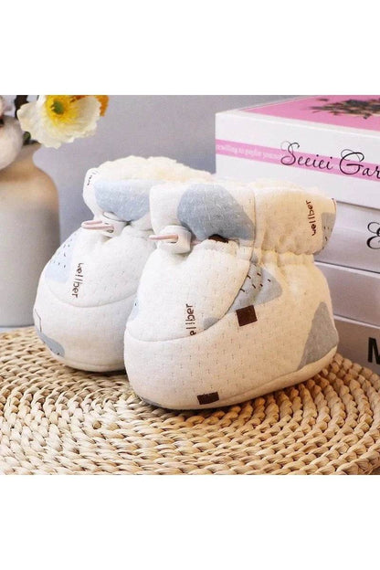 Winter Baby Booties - Keep Baby Warm with Thick Soft-Soled Shoes - Giggles And Grab