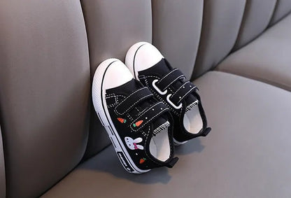 Giggles And Grab Kids casual sport sneakers with soft sole Breathable Kids Casual Shoes - Soft Sole Sports Sneakers for Boys & Girls"