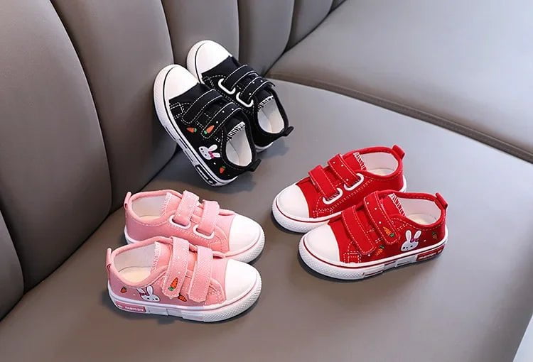 Giggles And Grab Kids casual sport sneakers with soft sole Breathable Kids Casual Shoes - Soft Sole Sports Sneakers for Boys & Girls"